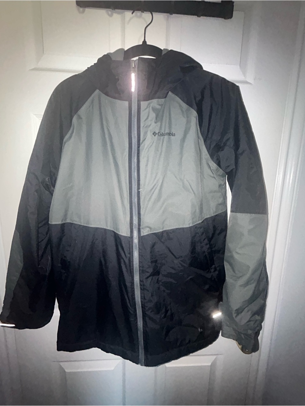 Columbia Two-Tone Kids' Hooded Snow Jacket Omni-Shield - Black & Gray Size XL